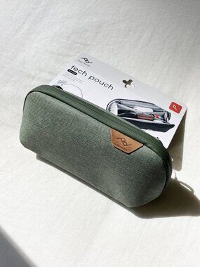 Peak Design Tech Pouch 1L Sage Green Small Travel Photo Gear Everyday Bag NWT